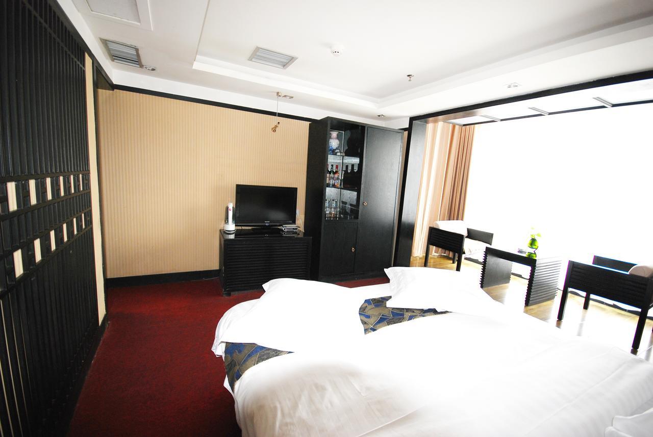 Xinjiang Yema International Clubhouse Hotel Ürümcsi Kültér fotó