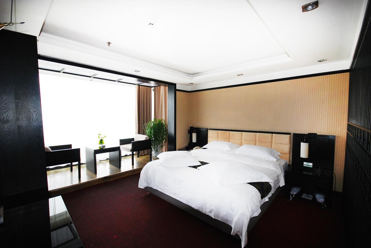 Xinjiang Yema International Clubhouse Hotel Ürümcsi Kültér fotó