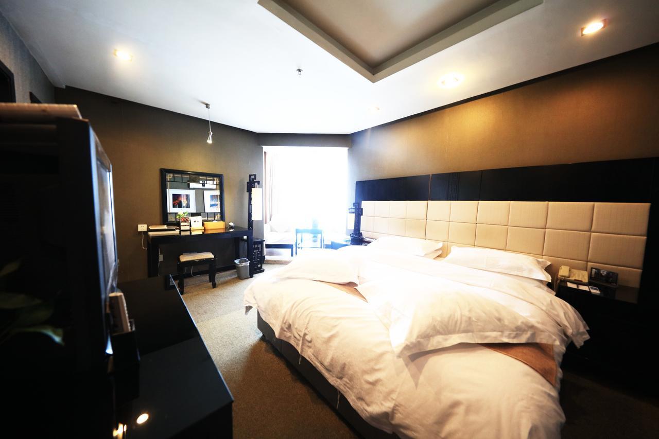Xinjiang Yema International Clubhouse Hotel Ürümcsi Kültér fotó